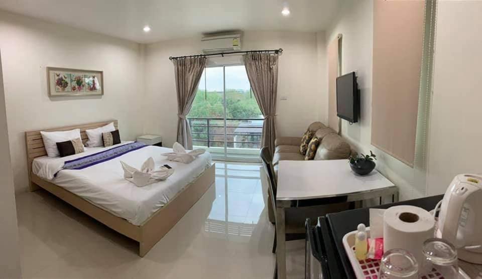 Privacy Residence Lopburi Luaran gambar