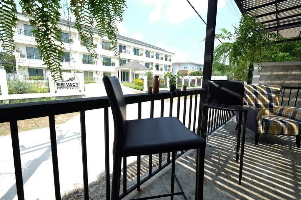 Privacy Residence Lopburi Luaran gambar