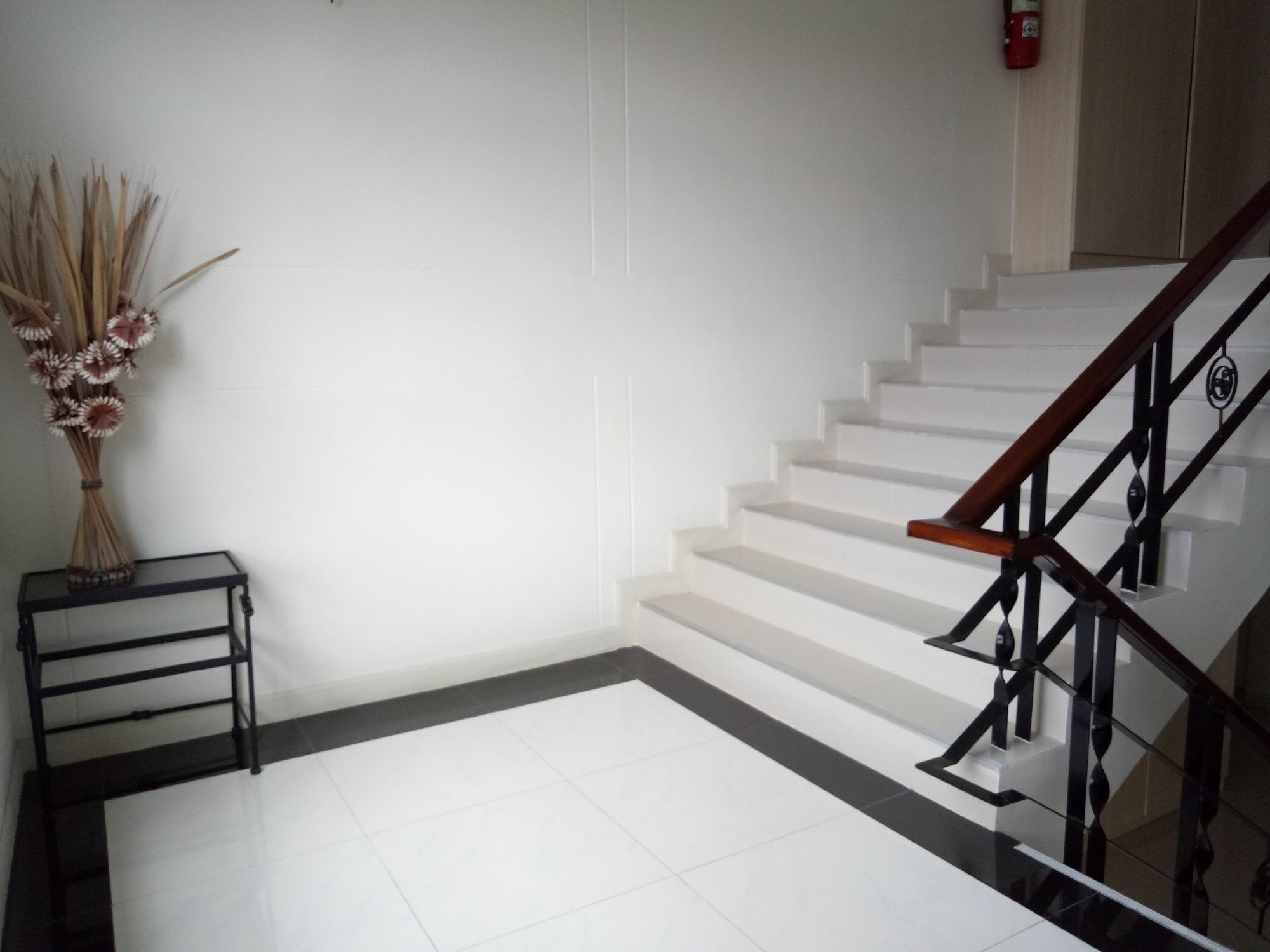 Privacy Residence Lopburi Luaran gambar